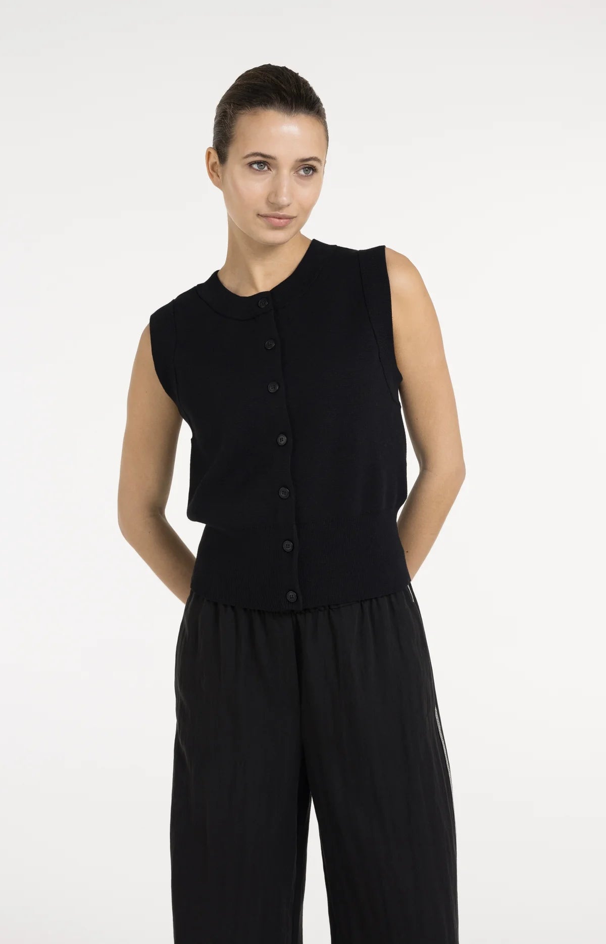 yaya-feinstrickweste-mit-knopfleiste-strickweste-schwarz-s image 1