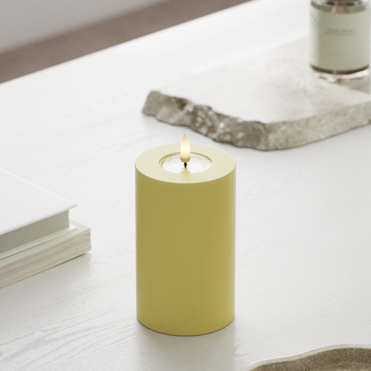 deluxe-homeart-blockkerzen-led-kerze-7-5x12-5-cm-hellgelb image 3