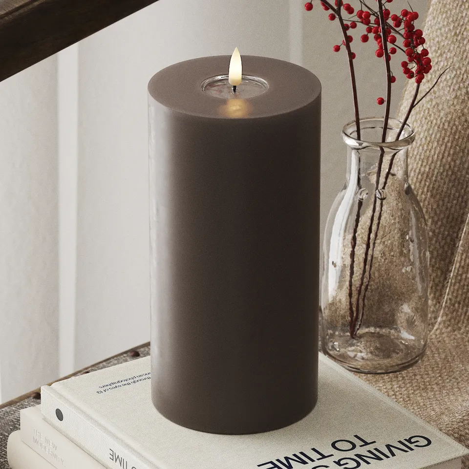 deluxe-homeart-blockkerzen-led-blockkerze-10x20-cm-mokka-real-flame image 1