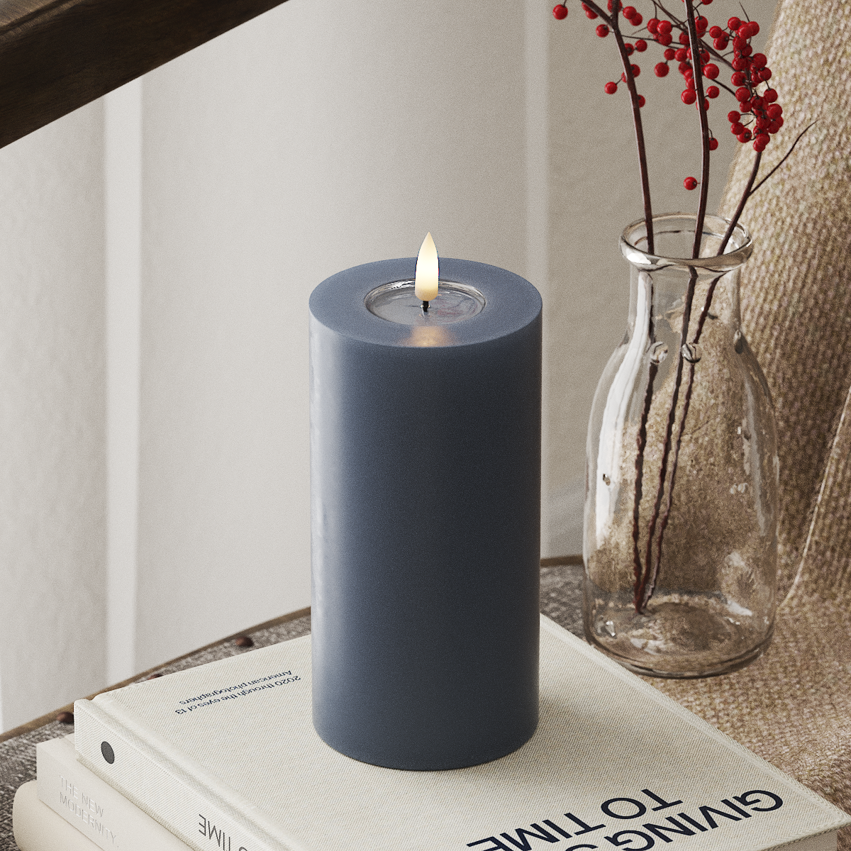 deluxe-homeart-blockkerzen-led-eisblau-7-5x15-cm-wachs image 1