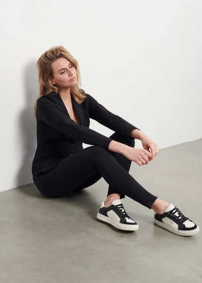 co-woman-penny-hose-travel-schwarz-jogger-pattentaschen image 1