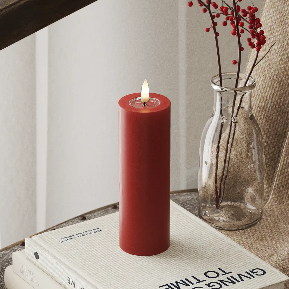 deluxe-homeart-blockkerzen-led-blockkerze-rot-5x15-cm-real-flame image 1