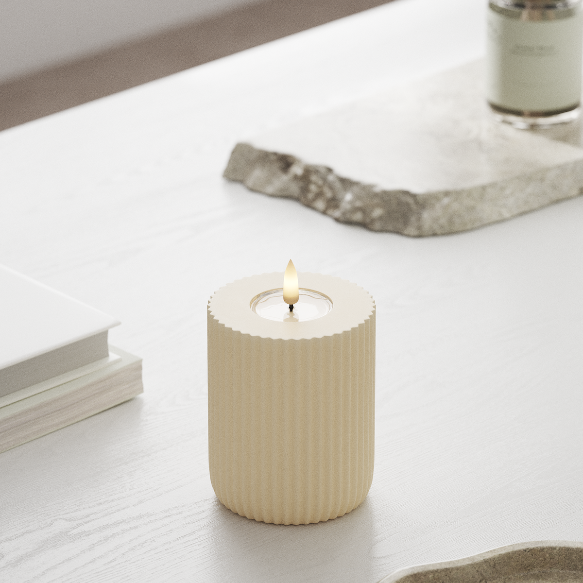 deluxe-homeart-solid-stripe-led-kerze-8x10-cm-creme-real-flame image 3