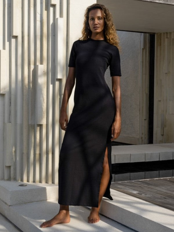 luciee-elbow-sleeve-bambus-kleid-elfenbein-figurbetont image 3