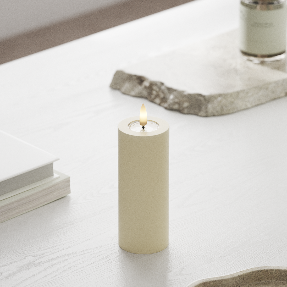 deluxe-homeart-blockkerzen-led-kerze-5x12-5-cm-creme-timer image 3