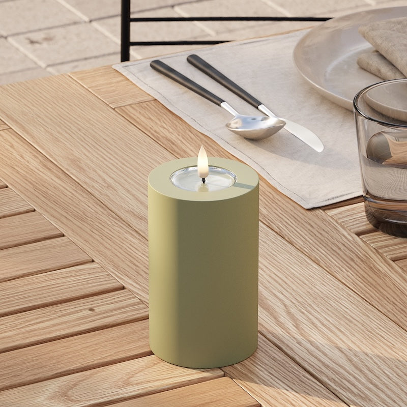 deluxe-homeart-au-enleuchten-led-blockkerze-7-5x12-5-cm-olivgr-n-ip44 image 2