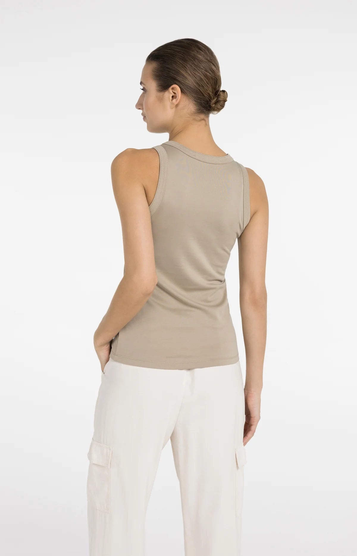 yaya-tanktop-ziernaht-schlamm-braun-modal-gr-e-m image 5