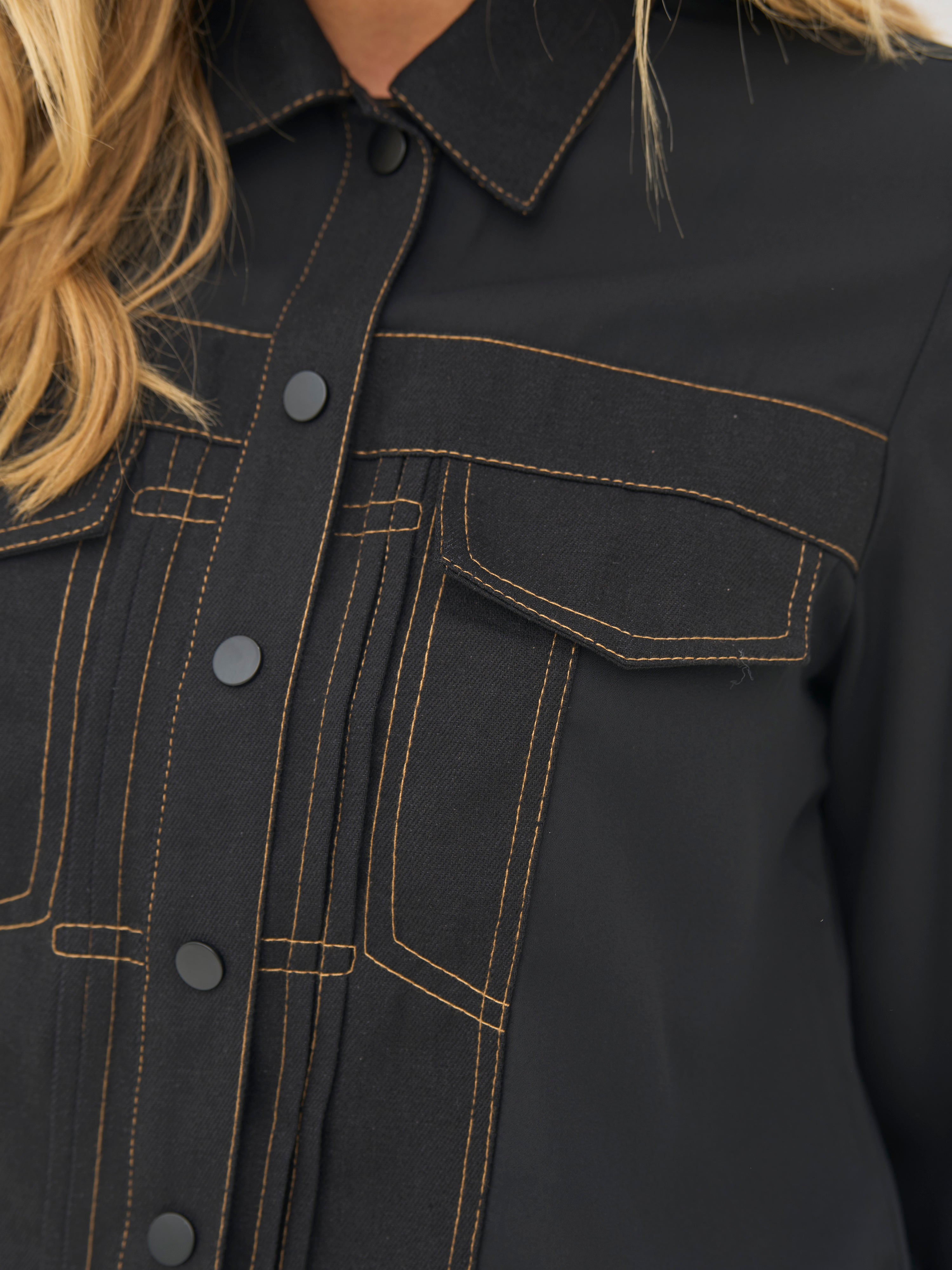 n-denmark-beate-jeanshemd-schwarz-damen-leichte-denimbluse image 4