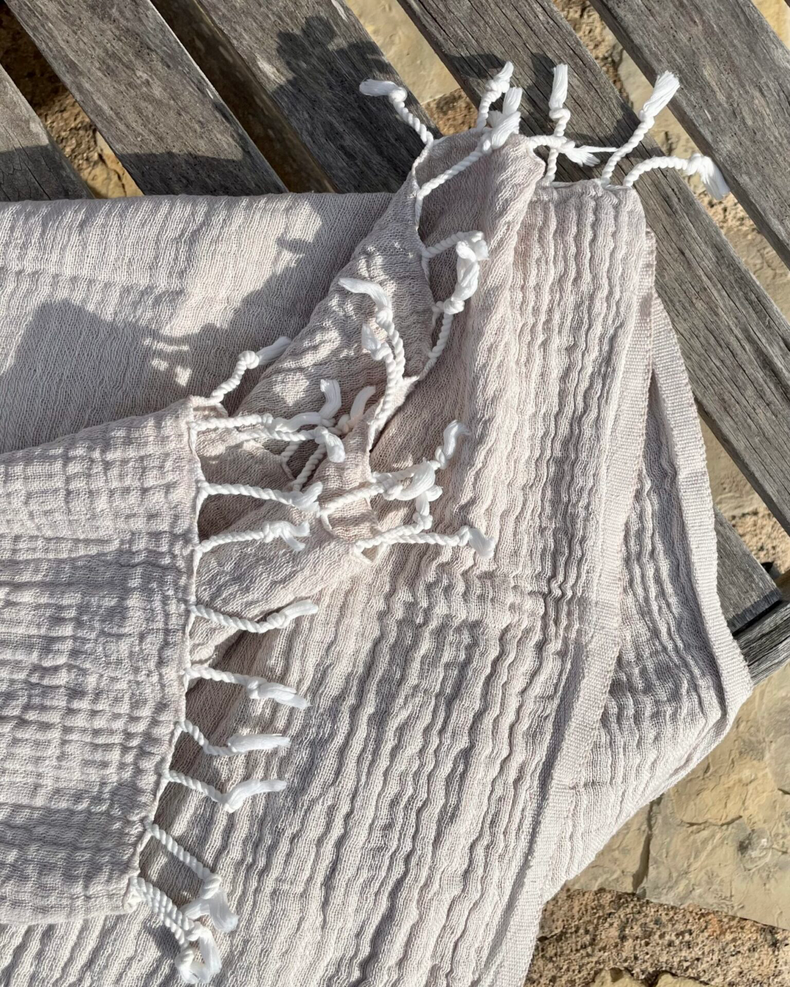 strandtuch-badetuch-95x172-cm-grau-baumwolle image 2