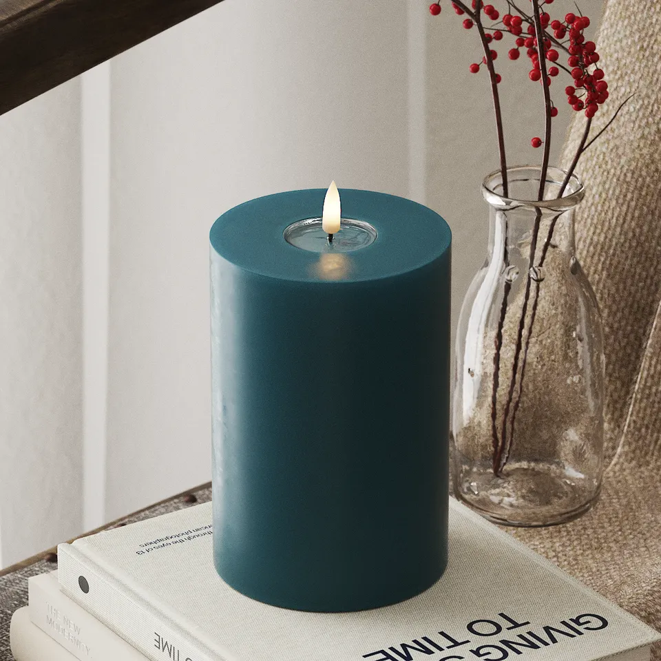 deluxe-homeart-led-blockkerze-10x15-cm-petrol-real-flame image 1