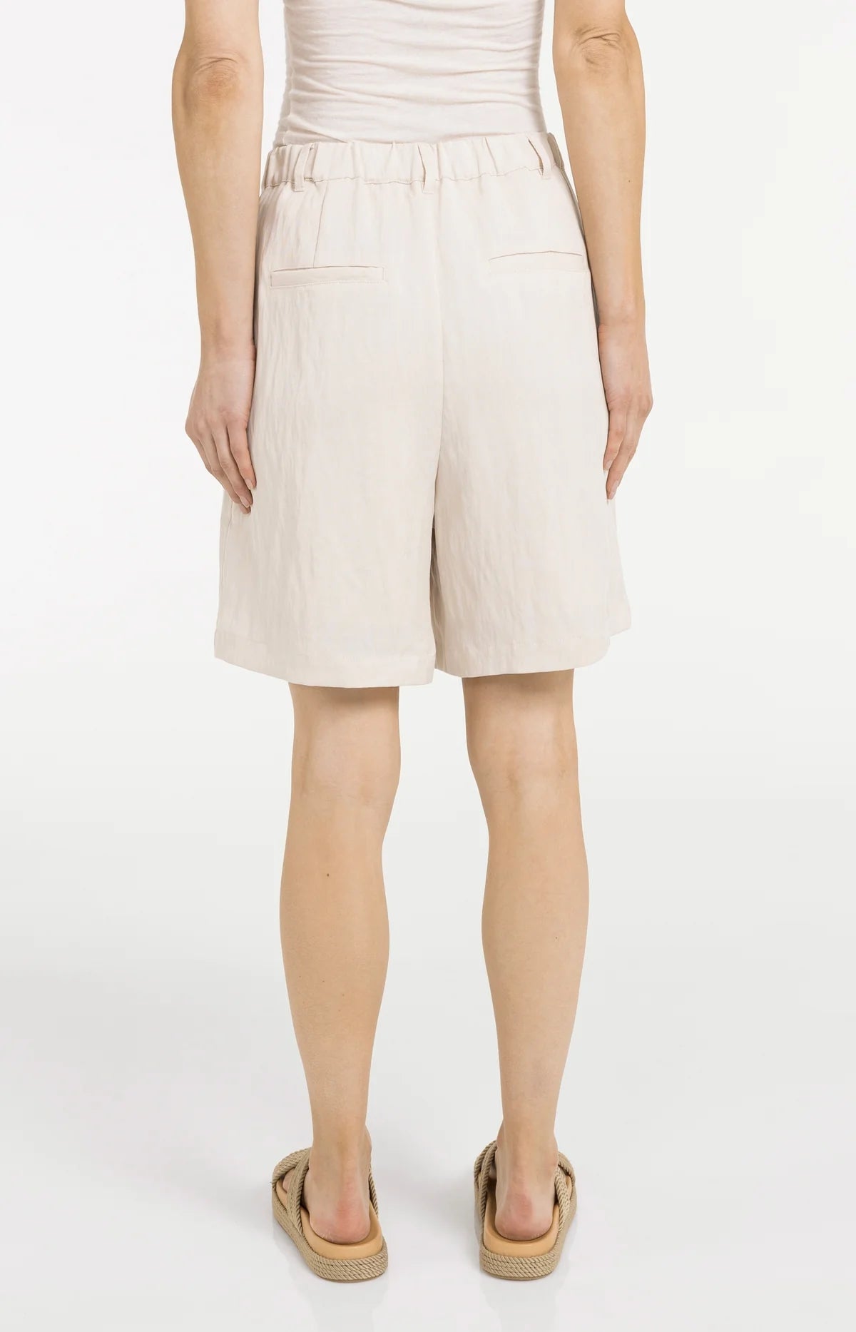 yaya-bermudashorts-bundfalten-shorts-cloudy-creme-38 image 2
