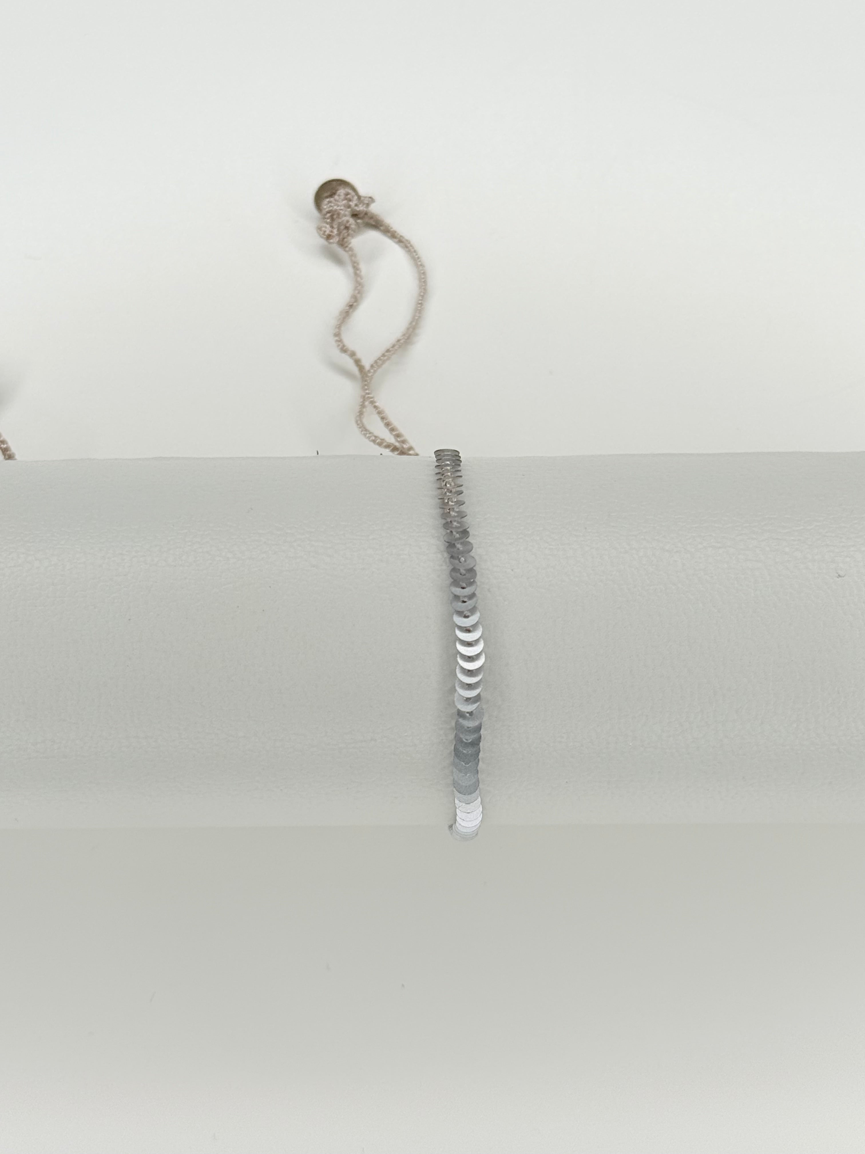 pam-h-kelarmband-mit-pailletten-verstellbar-wei image 3