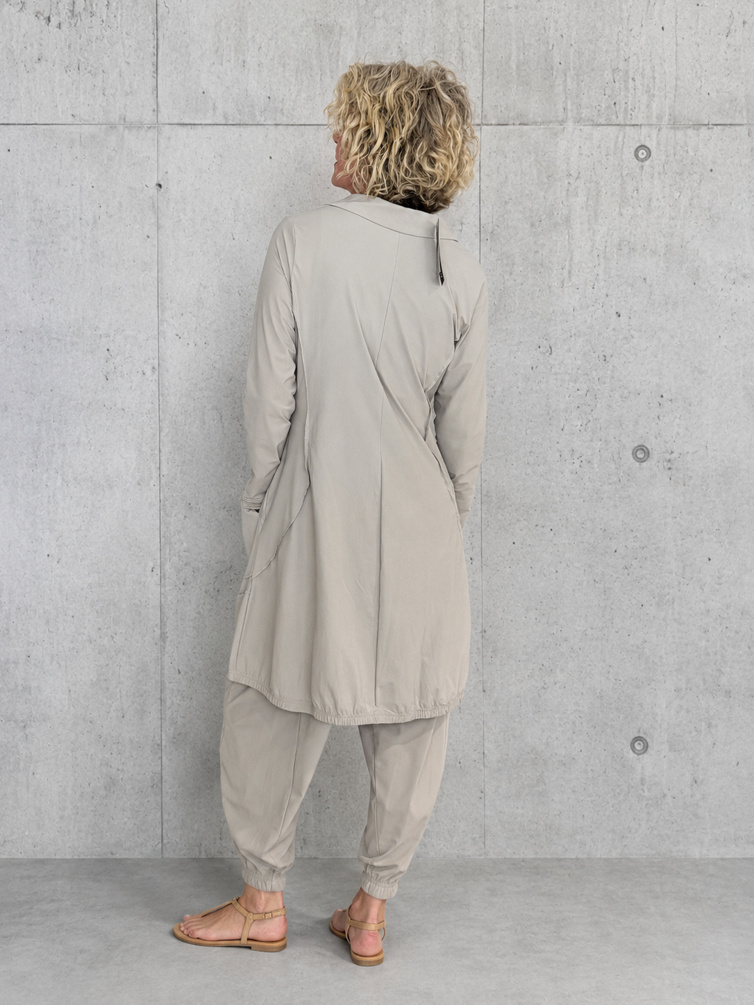 ein-st-ck-vom-gl-ck-jersey-longjacke-sand-beige-jacke-s-m image 2