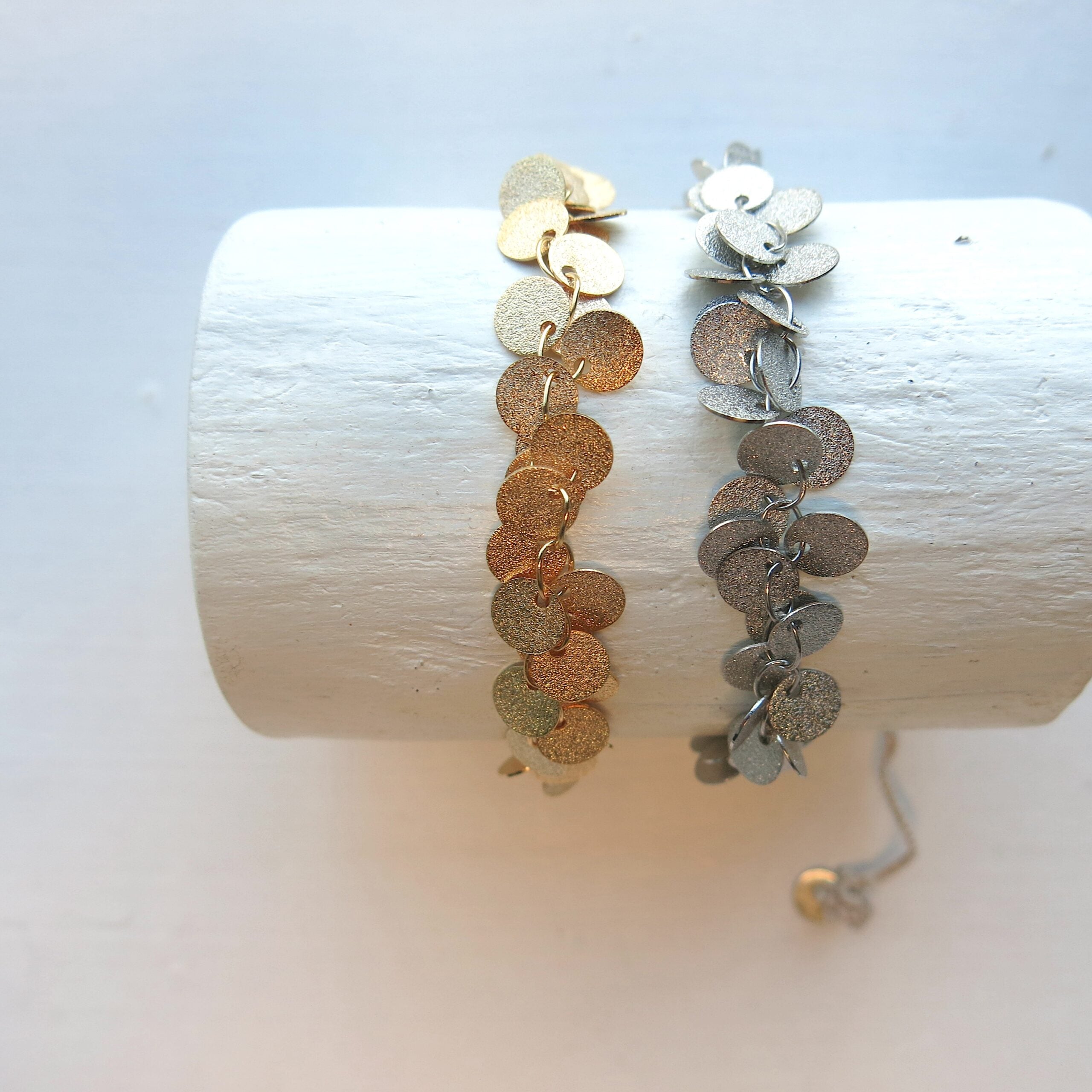 santurini-armband-silber-pailletten-verstellbar-boho image 3