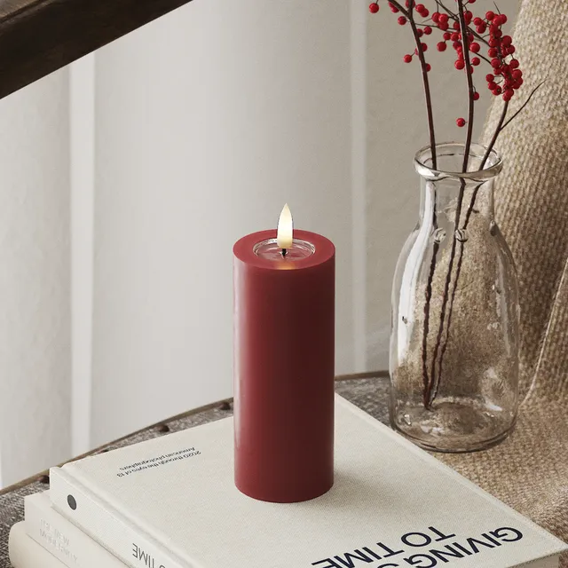 deluxe-homeart-blockkerzen-led-kerze-bordeaux-5x12-5-cm-wachs image 1