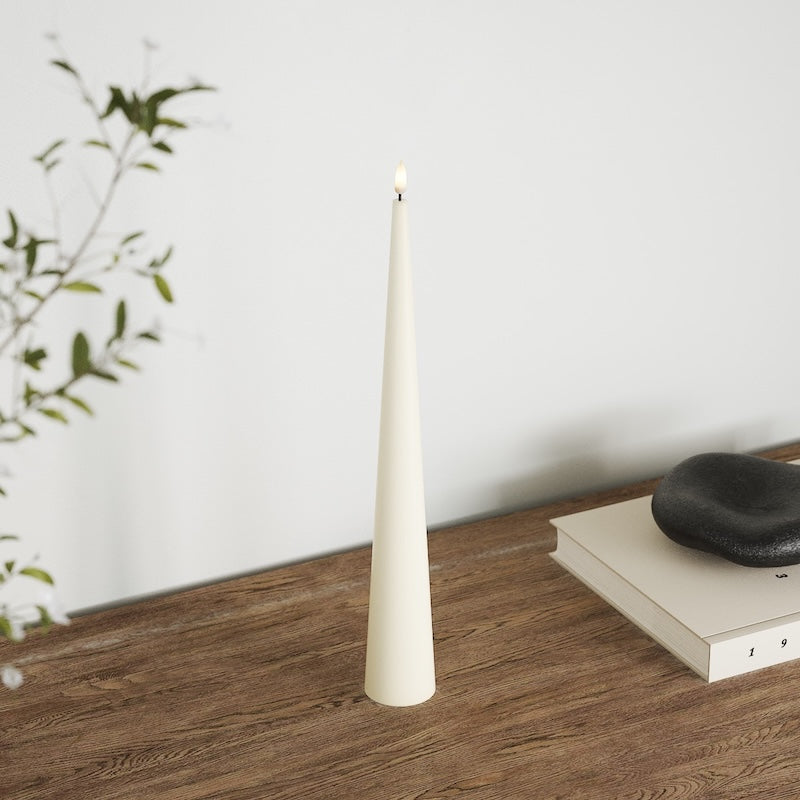 deluxe-homeart-kegelkerze-led-kegelkerze-38-cm-creme-real-flame image 4