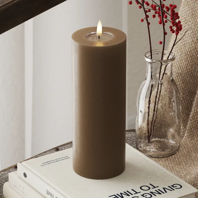 deluxe-homeart-blockkerzen-7-5x20-cm-led-kerze-karamell-real-flame image 1