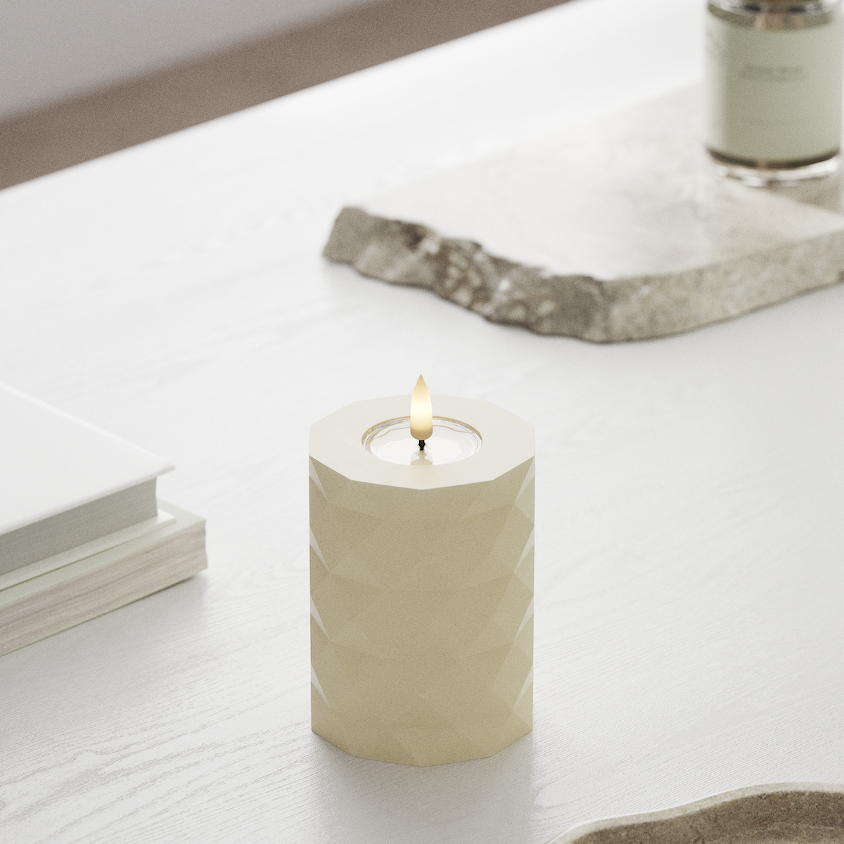 deluxe-homeart-square-led-blockkerze-7-5x10-cm-creme-3d-flamme image 3