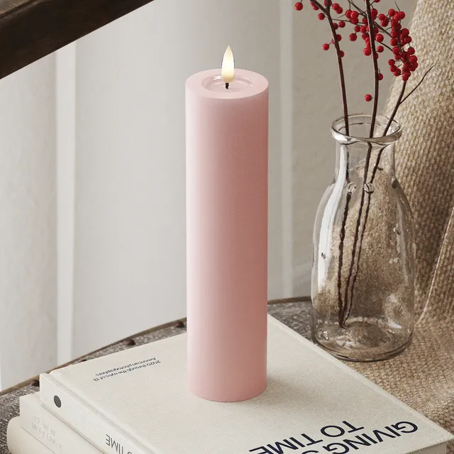 deluxe-homeart-blockkerzen-led-kerze-5x20-cm-hellrosa-real-flame image 1