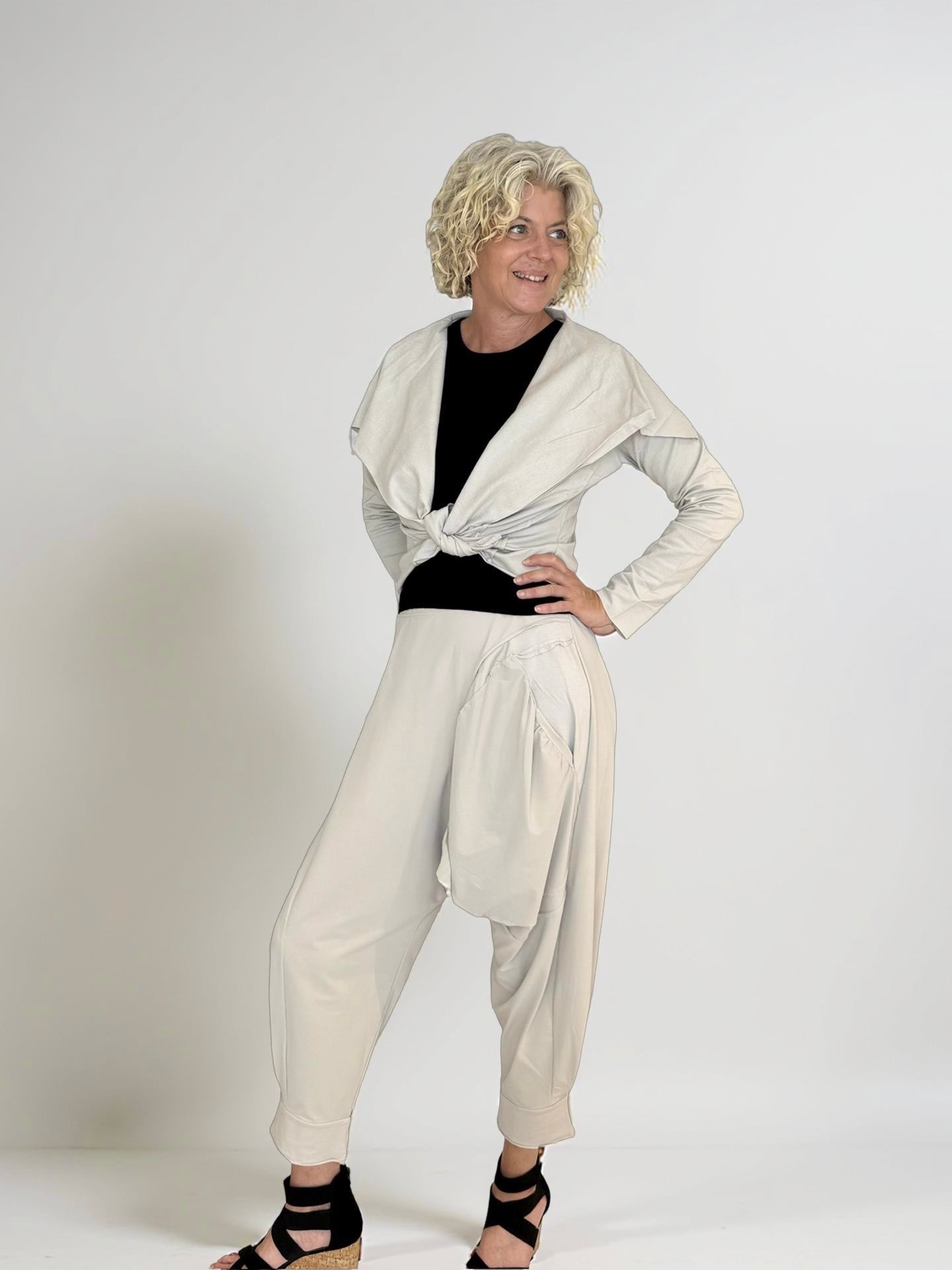 anastasia-hera-kurzjacke-wasserfallkragen-schwarz-s-m image 3