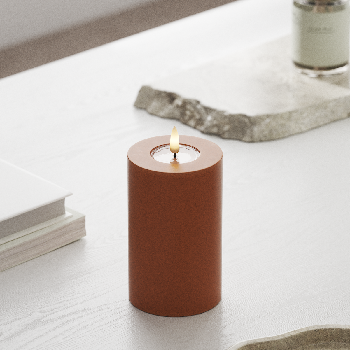 deluxe-homeart-blockkerzen-led-kerze-7-5x12-5-cm-orange-real-flame image 3