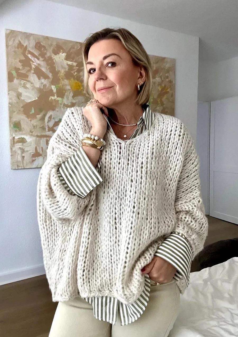 ein-st-ck-vom-gl-ck-lora-grobstrickpullover-kalk-wolle image 1