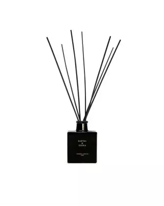 ein-st-ck-vom-gl-ck-santal-tonka-raumduft-diffuser-250-ml-holzig image 1
