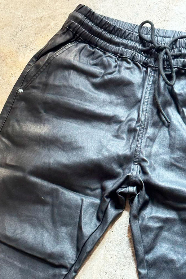 bypias-faux-cargo-hose-schwarz-veganes-leder image 3