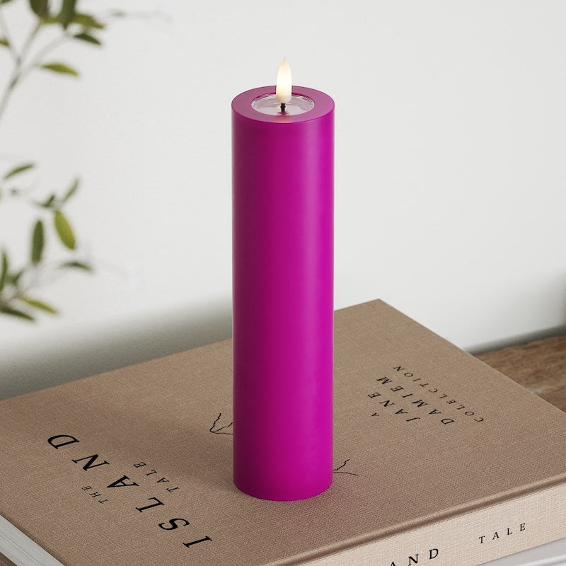 deluxe-homeart-blockkerzen-led-kerze-5x20-cm-violett-real-flame image 4