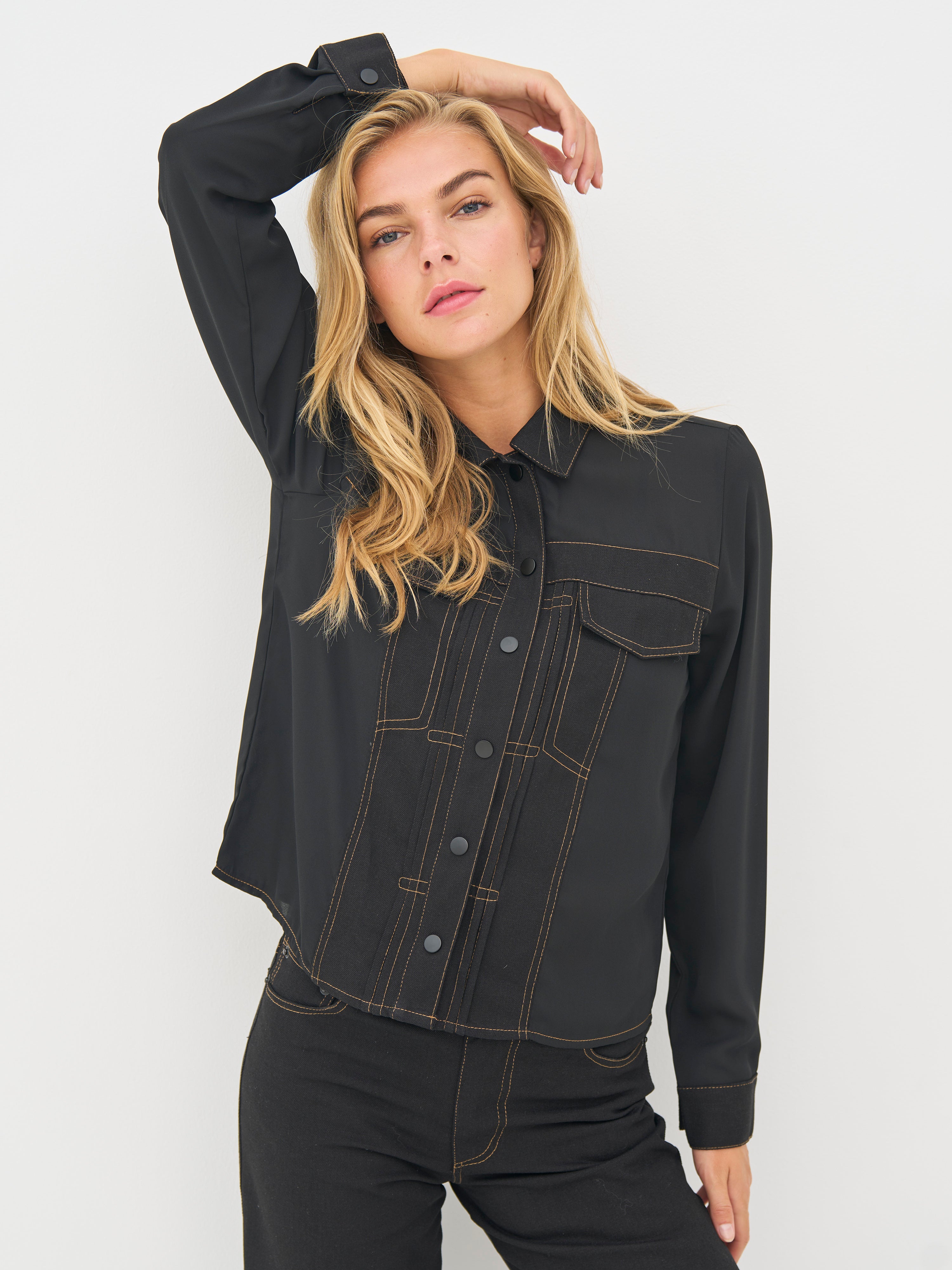 n-denmark-beate-jeanshemd-schwarz-damen-leichte-denimbluse image 5