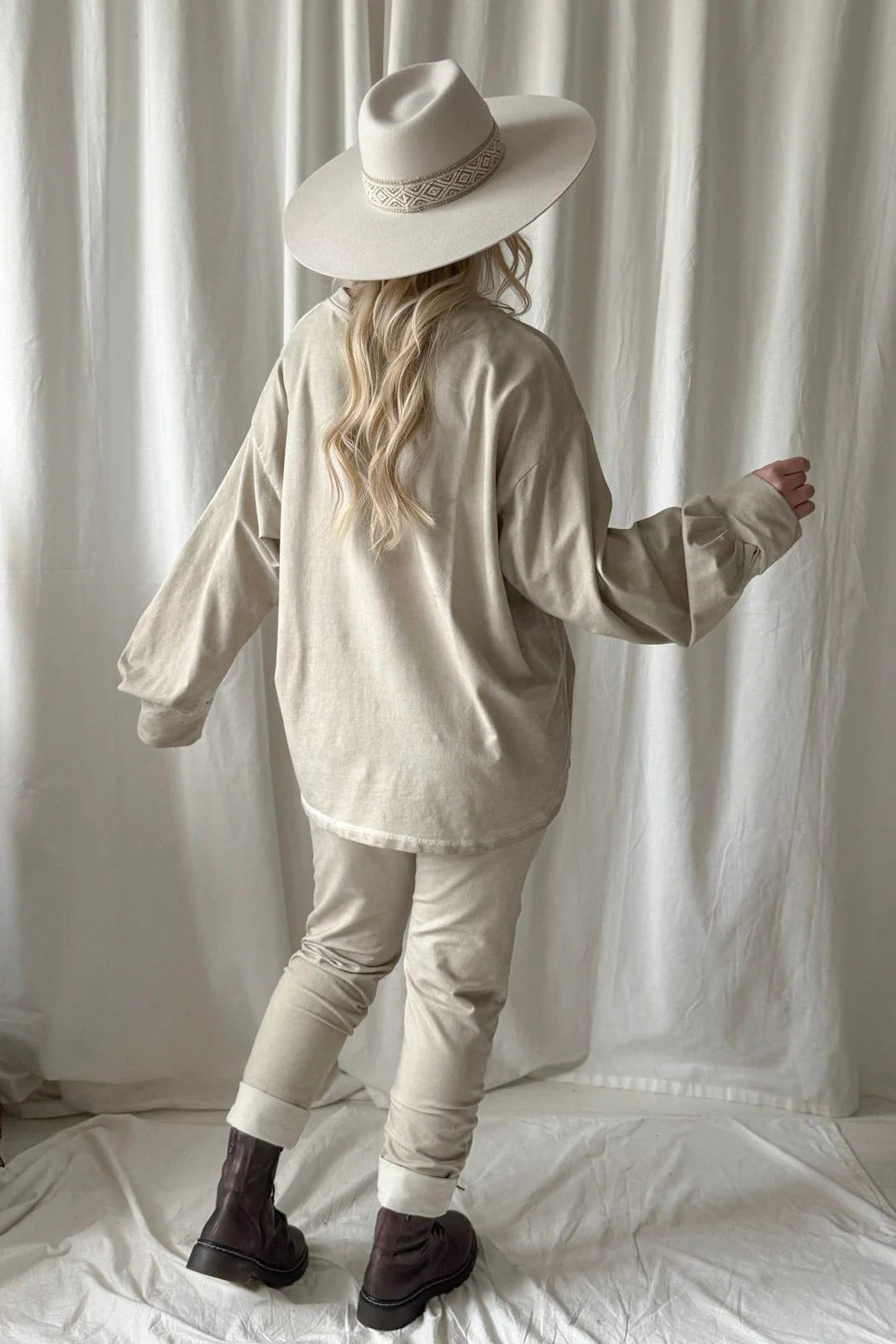 bypias-bohemiana-sweatshirt-beige-vintage-wash-one-size image 3