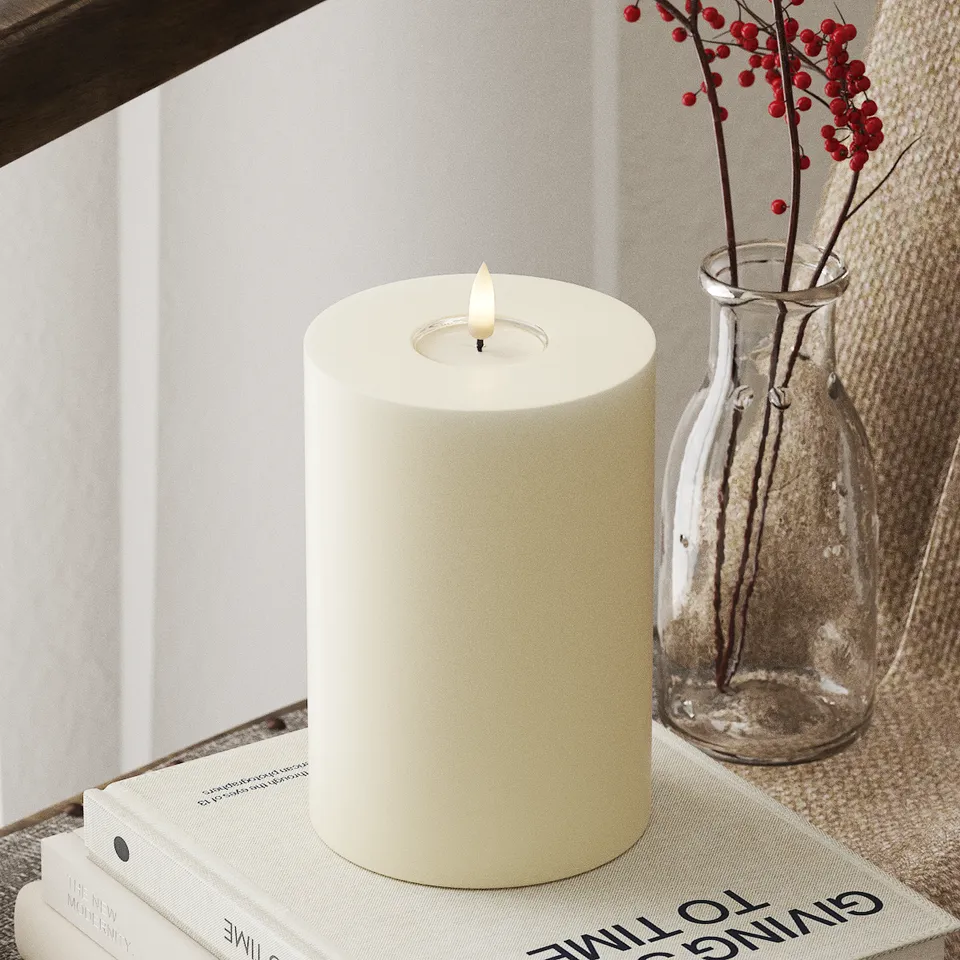 deluxe-homeart-blockkerzen-led-kerze-10x15-cm-creme image 1