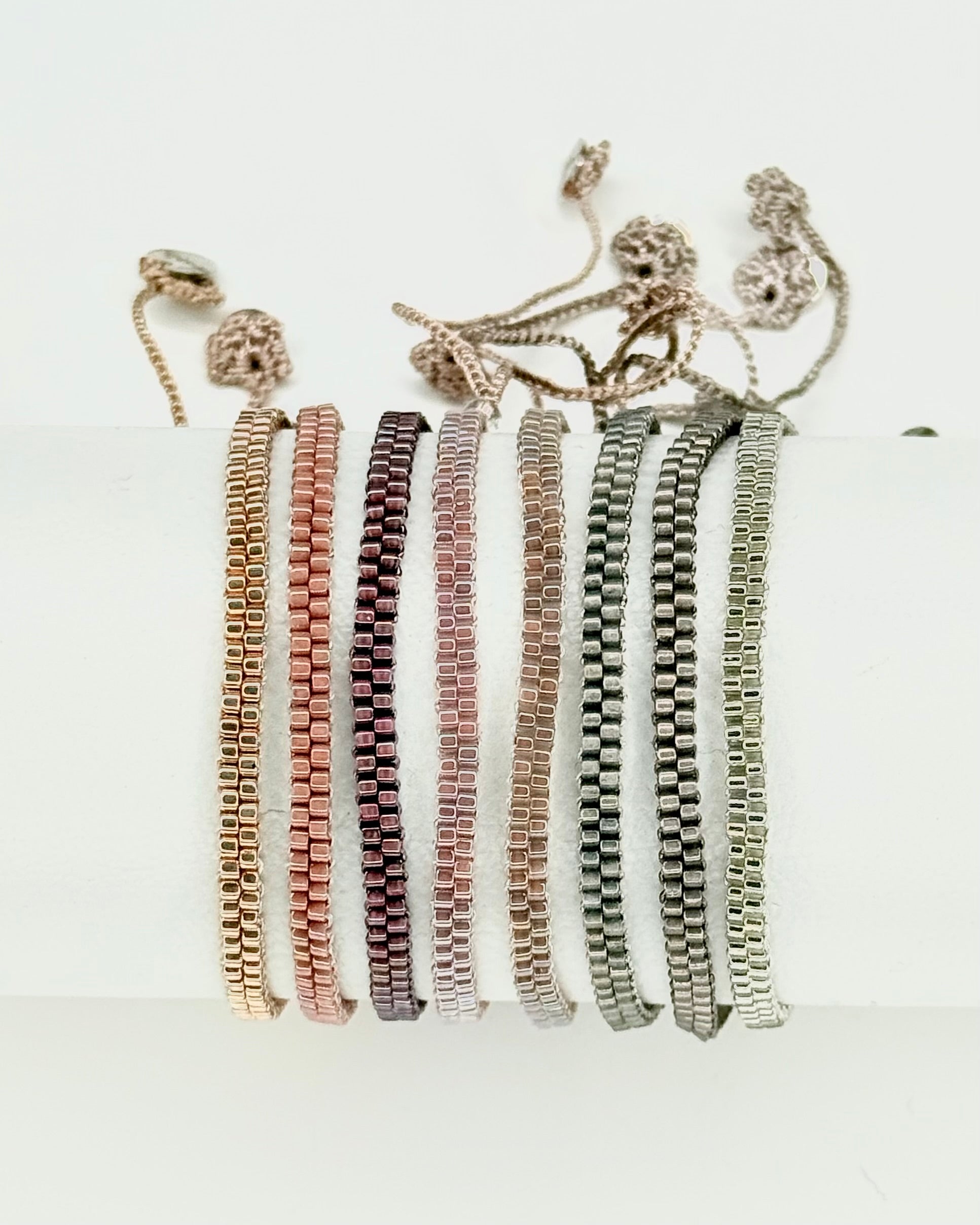 maelys-exclusive-peyote-armband-beere-metallic-glasperlen image 3