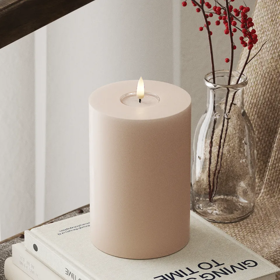 deluxe-homeart-blockkerzen-led-kerze-10x15-cm-rosa-real-flame image 1