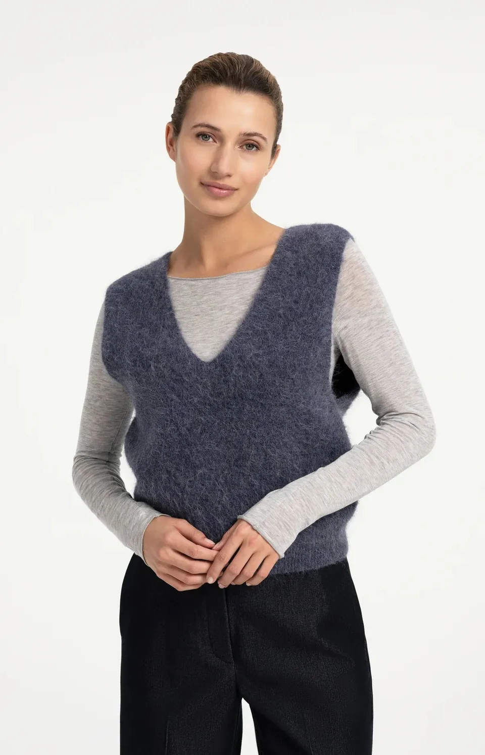 yaya-pullunder-v-ausschnitt-grau-melange-alpaka-wolle-damen image 1
