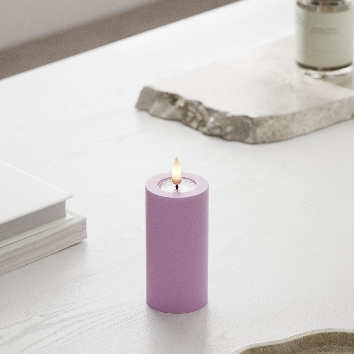 deluxe-homeart-blockkerzen-led-kerze-5x10-cm-lavendel-real-flame image 3