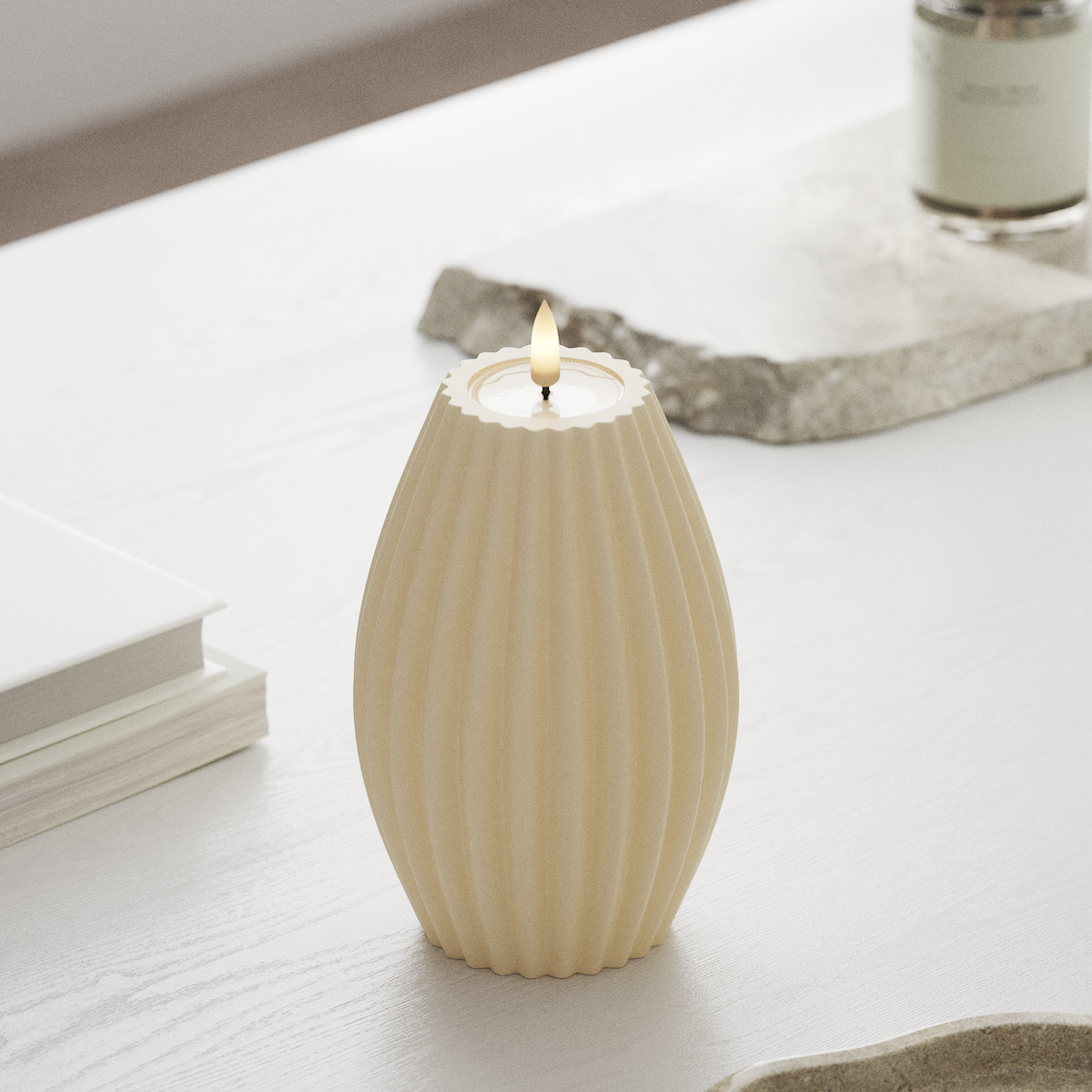 deluxe-homeart-rillenkerzen-led-kerze-10x15-cm-creme-real-flame image 3