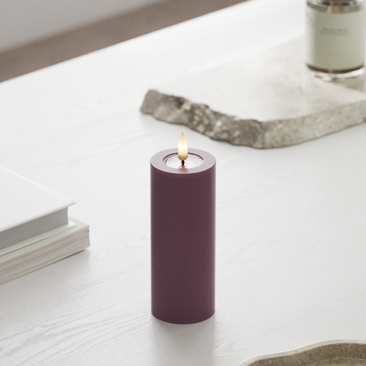 deluxe-homeart-blockkerzen-led-kerze-5x12-5-cm-helllila-real-flame image 3