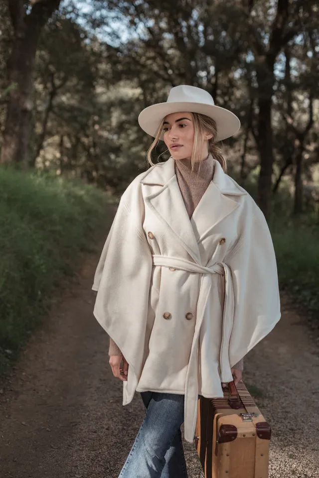 bypias-bernadine-poncho-jacke-offwhite-einheitsgr-e image 1