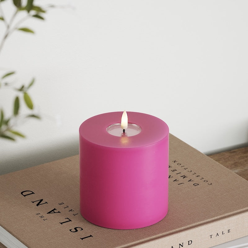deluxe-homeart-blockkerzen-led-kerze-10x10-cm-magenta-real-flame image 4