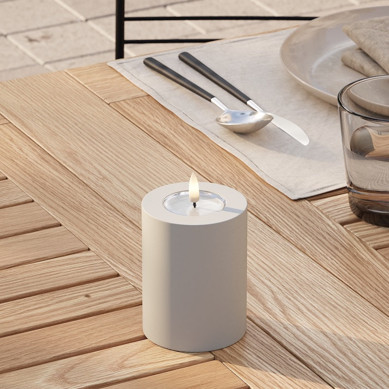 deluxe-homeart-au-enleuchten-led-blockkerze-7-5x10cm-sand-ip44 image 2