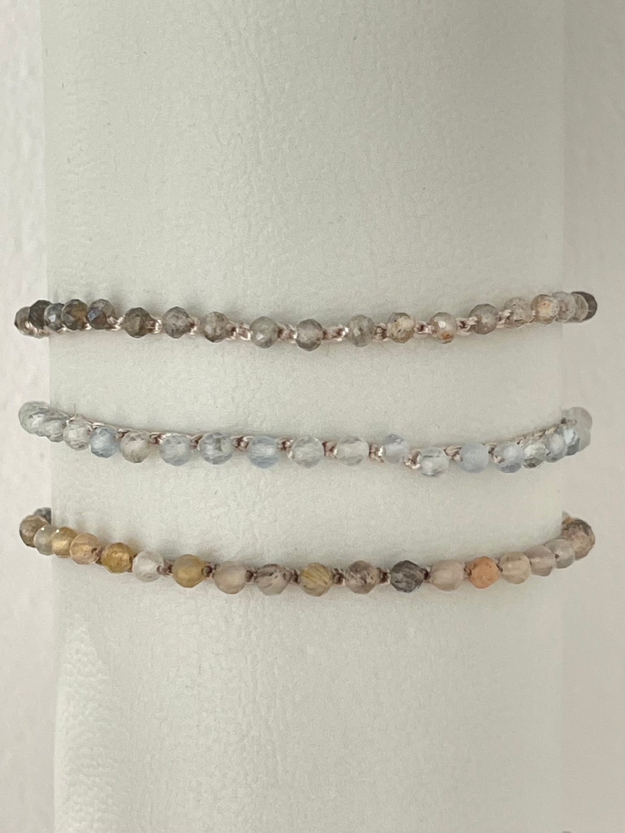 jasmin-edelstein-armband-geh-kelt-sand-verstellbar image 1