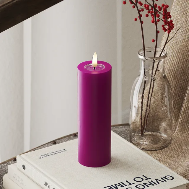 deluxe-homeart-led-blockkerze-5x15-cm-violett-3d-flamme image 1