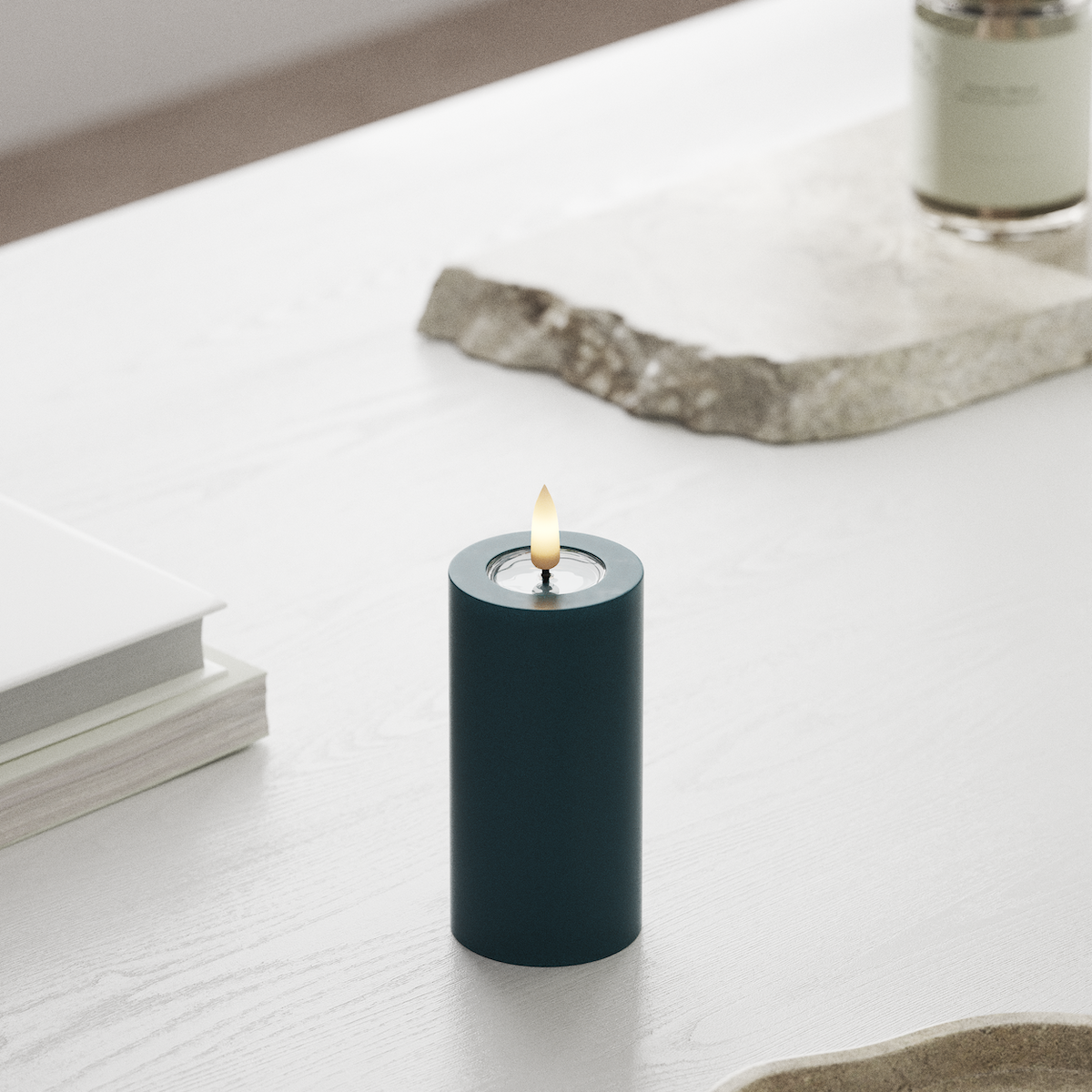 deluxe-homeart-blockkerzen-led-kerze-5x10-cm-petrol-real-flame image 3
