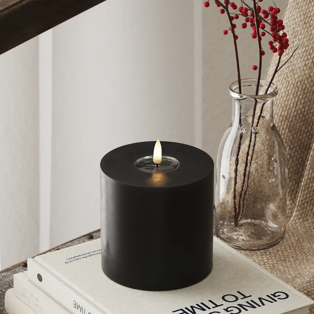 deluxe-homeart-blockkerzen-led-10x10-cm-schwarz-real-flame image 1