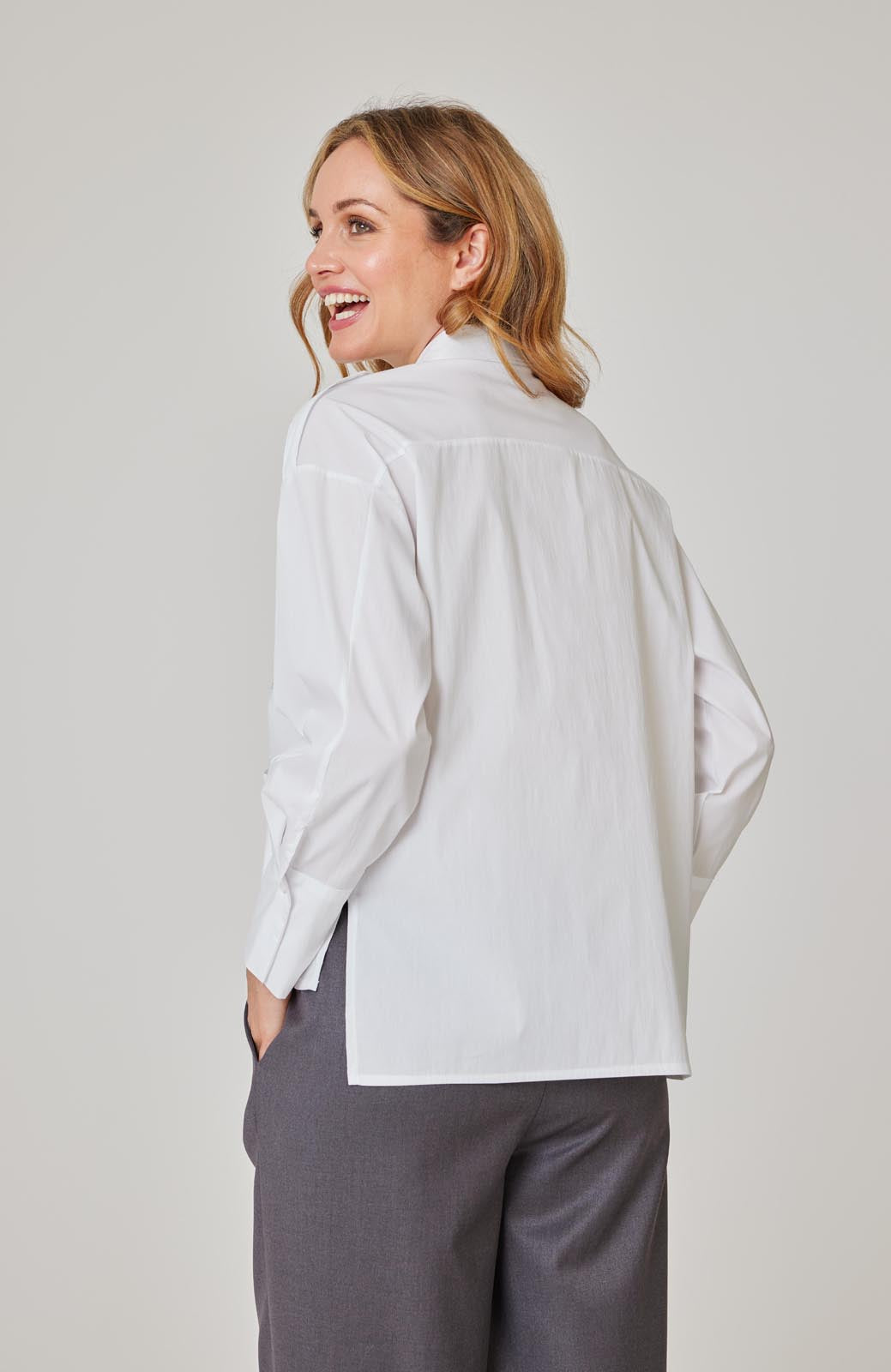 utility-bluse-4-taschen-wei-baumwollmix-damen image 5