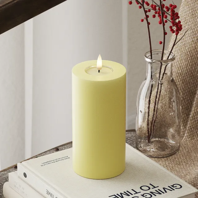 deluxe-homeart-blockkerzen-led-kerze-7-5x15-cm-hellgelb-real-flame image 1