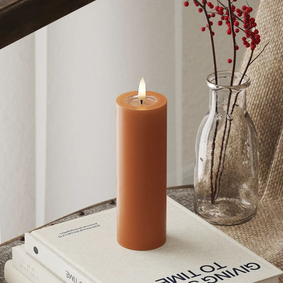 deluxe-homeart-blockkerzen-led-blockkerze-5x15-cm-orange-real-flame image 1
