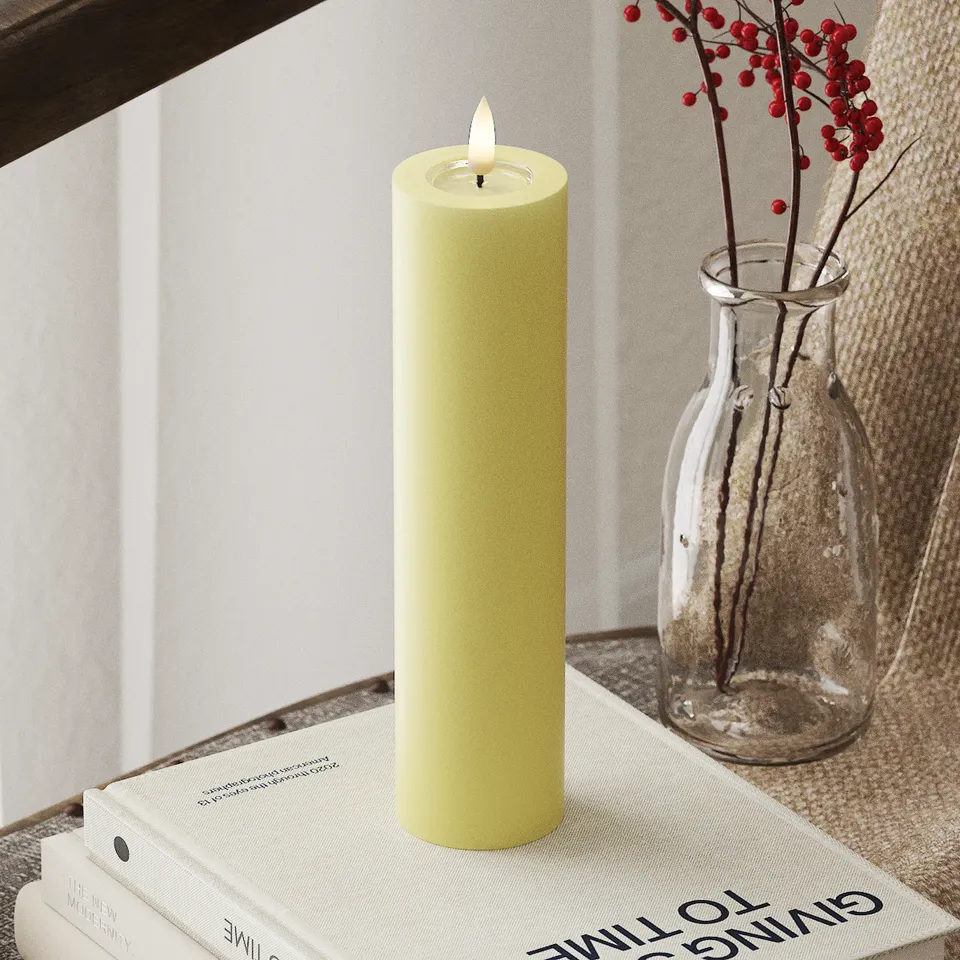 deluxe-homeart-blockkerzen-led-blockkerze-hellgelb-5-x-20-cm image 1