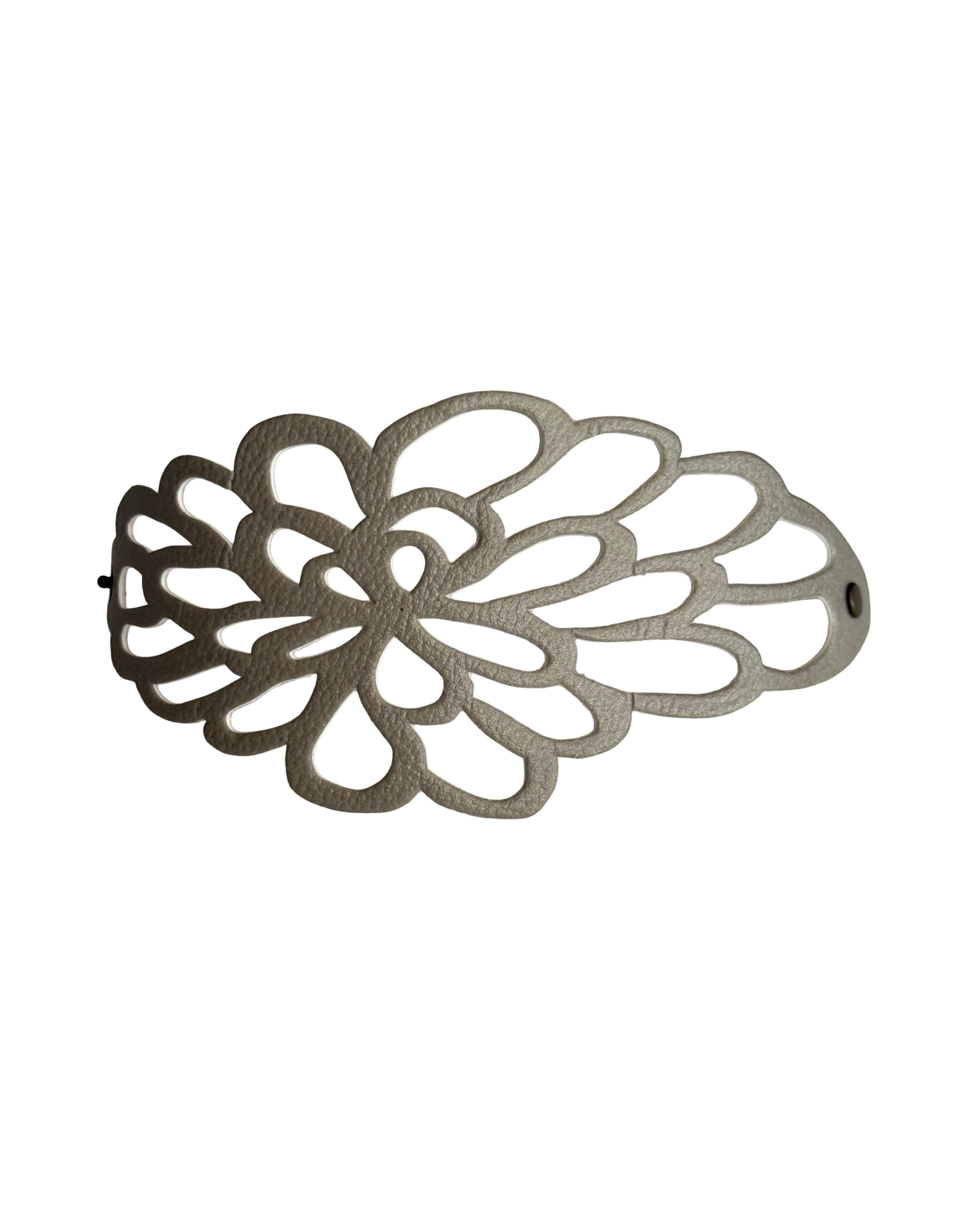 uashmama-lace-ring-serviettenring-latte-papier image 5